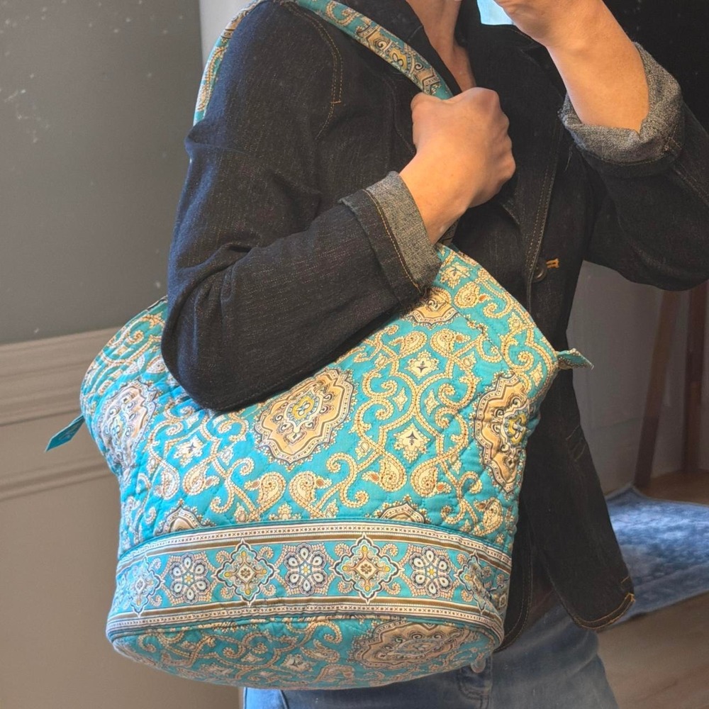Vera Bradley Coastal 2010s‎ Retired "Totally Turquoise" Quilted Tote GUC